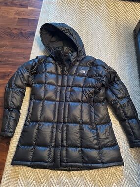 North Face women’s down coat jacket long 600 large black hooded parka